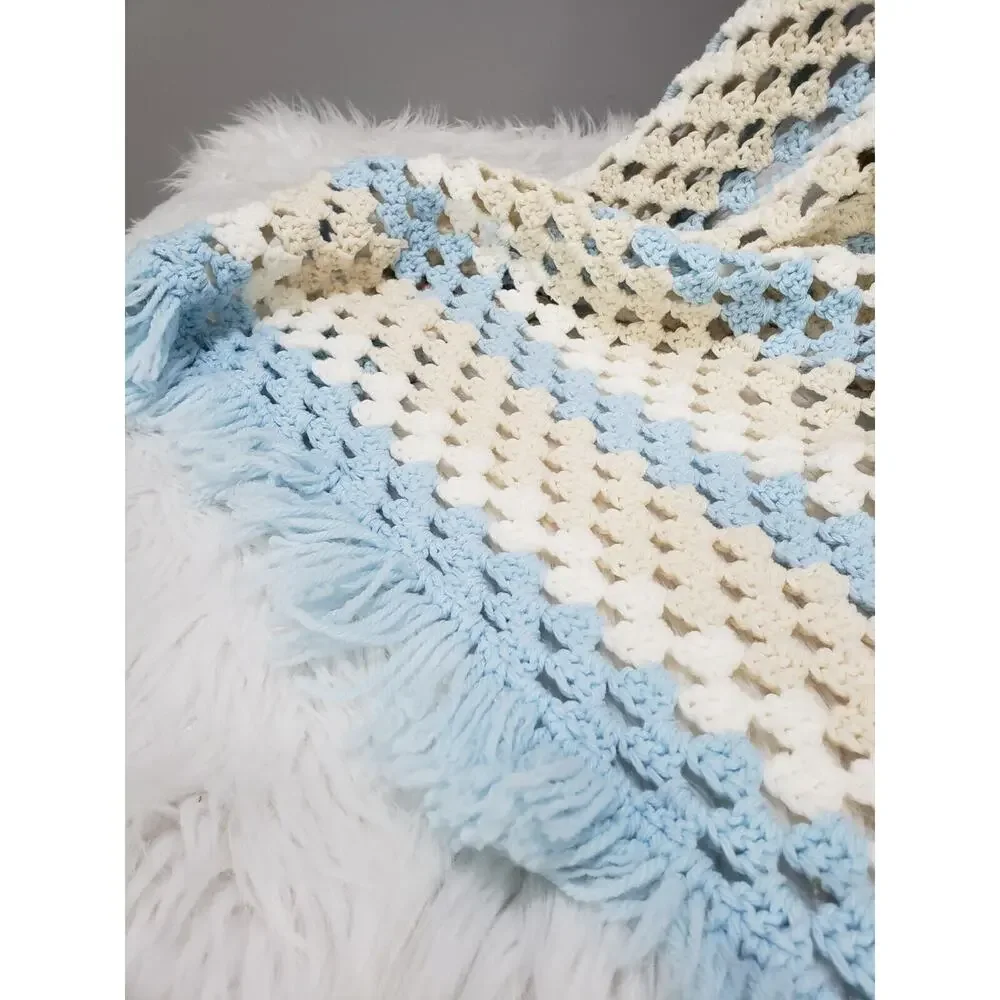 Vintage retro‎ 70s 80s Granny Crochet Afghan Blanket Throw baby blue LARGE cream